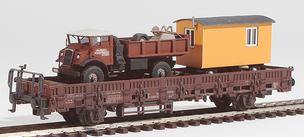 REI Models 46942 - Heavy Dump Truck & Construction Trailer Transport (Hand Weathered & Painted)